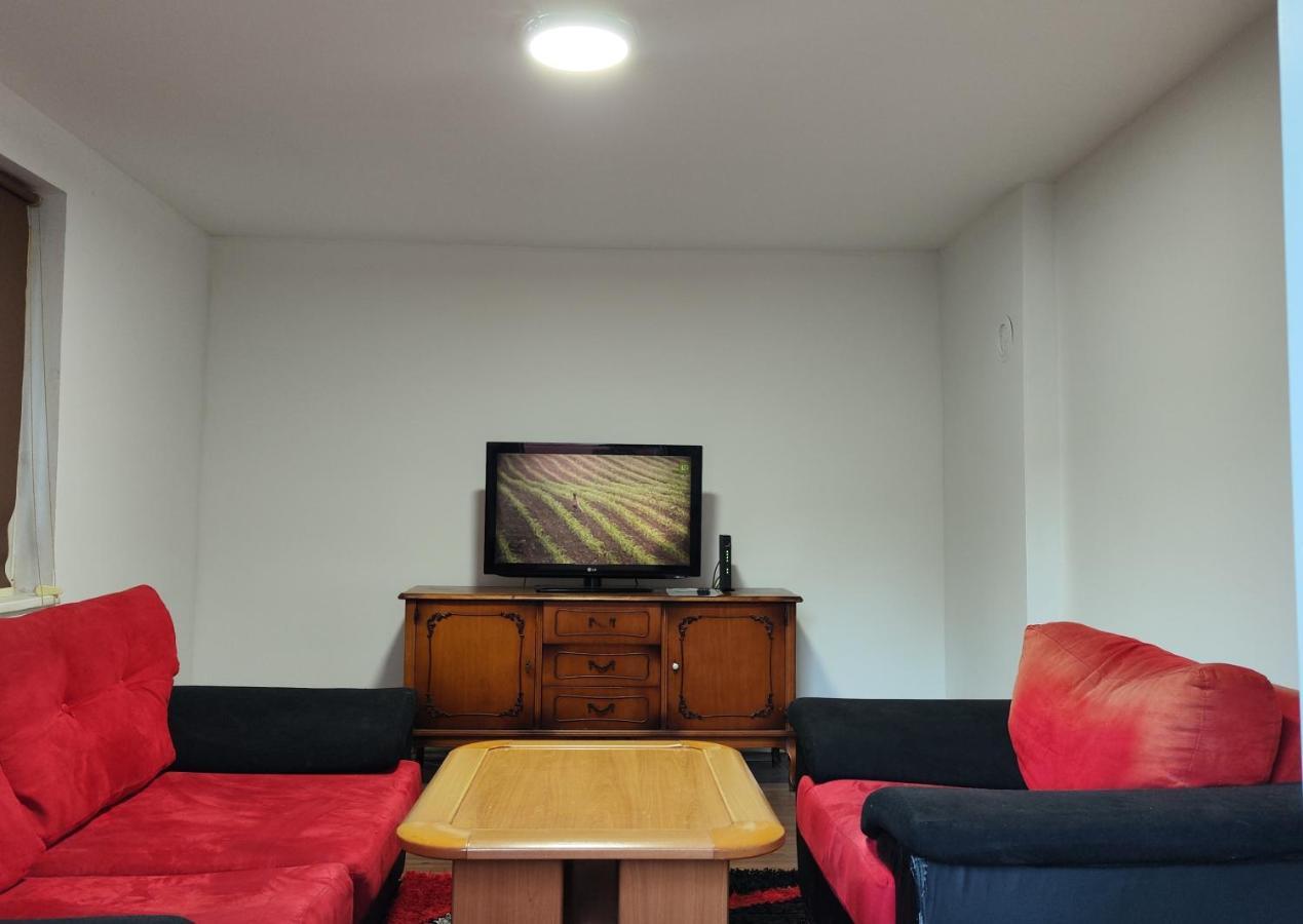 Saray Downtown Apartment Private Parking Free Wifi Sarajevo Esterno foto