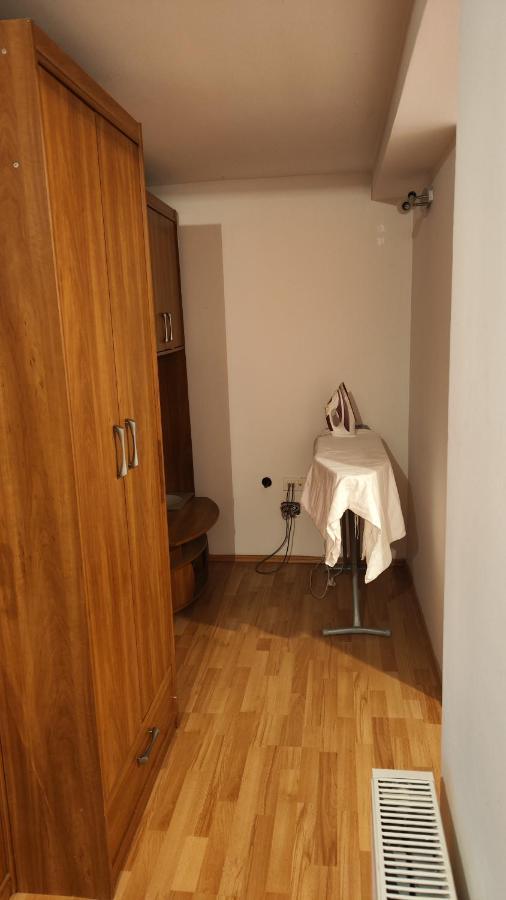 Saray Downtown Apartment Private Parking Free Wifi Sarajevo Esterno foto